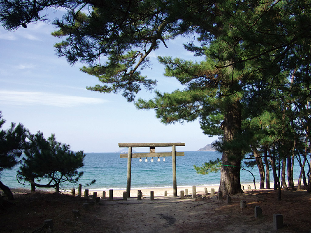 壱岐神社から望む海