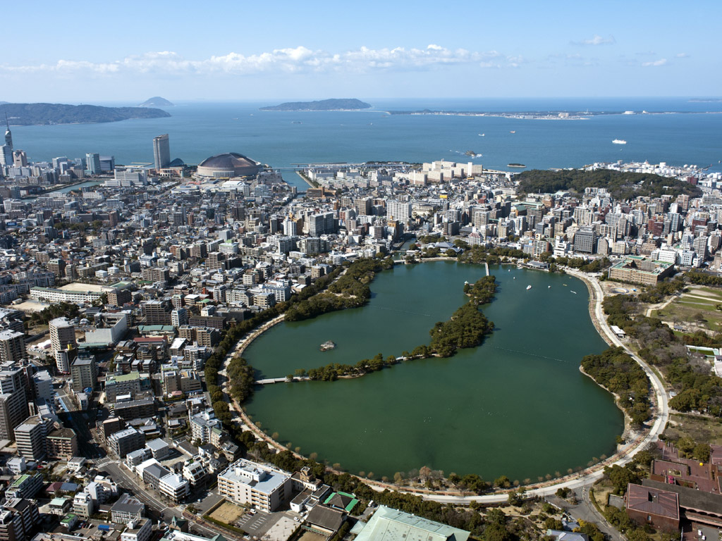 空から見た大濠公園