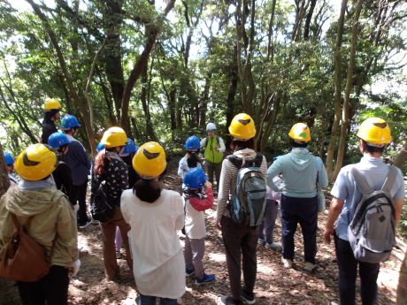 こうのす山で森のワークショップ